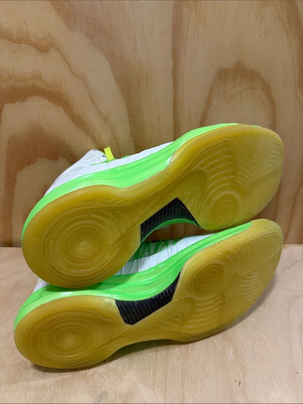 Nike dynamic basketball